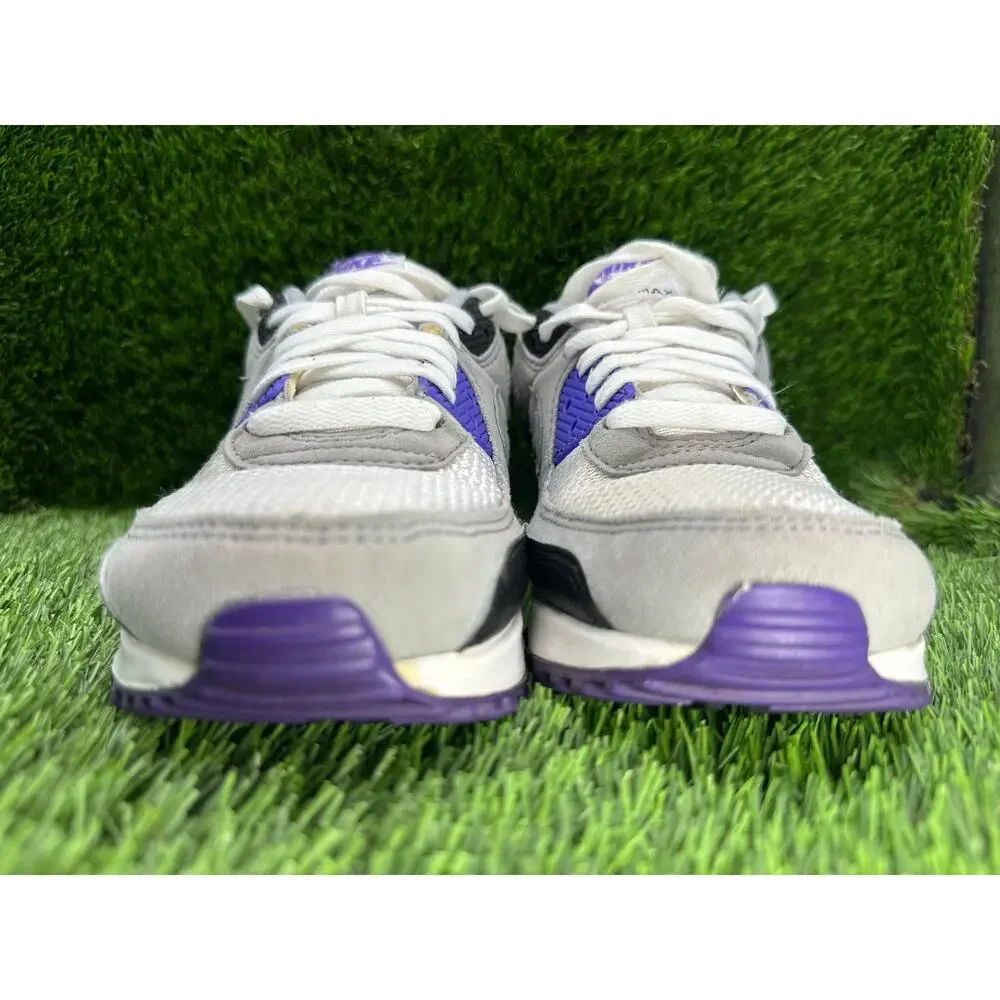 Nike Air Max 90 CD0490-103 Athletic Sneaker Women's 8.5 Gray Mesh Gym Cushioned
